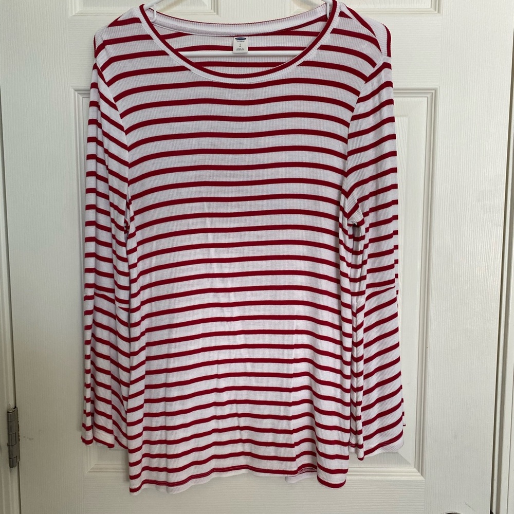CUTE Old Navy Sweater!!